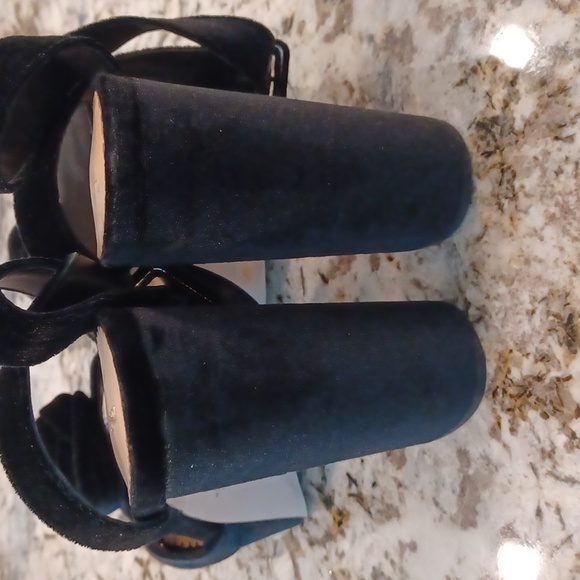 NEW Antonio Melani x Nicola Bathie Emilia Velvet Rose Platform Dress Sandals - Picture 6 of 10